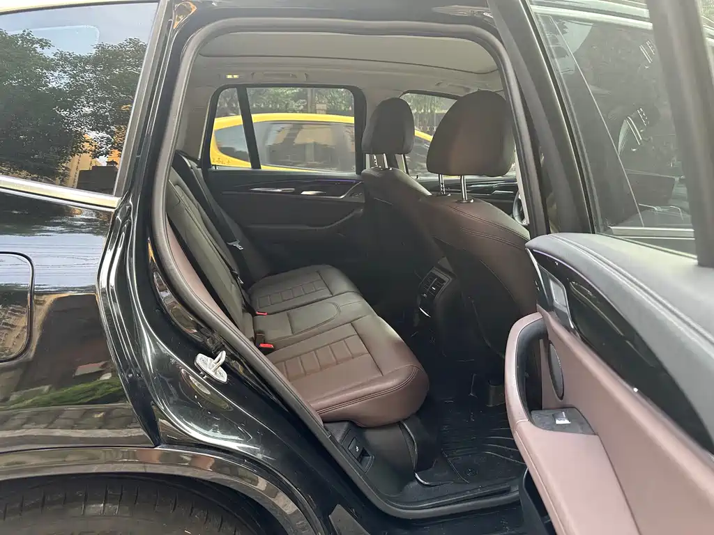 BMW X3 2021 — фото 20