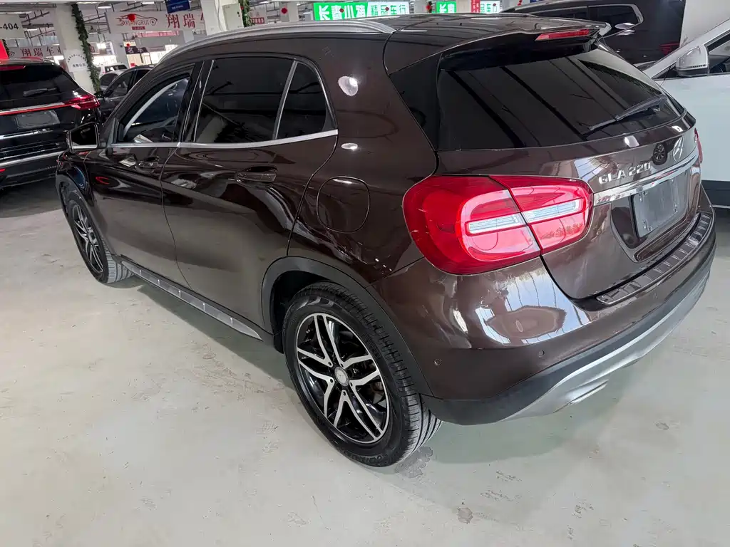 Mercedes-Benz GLA 2016 — фото 9
