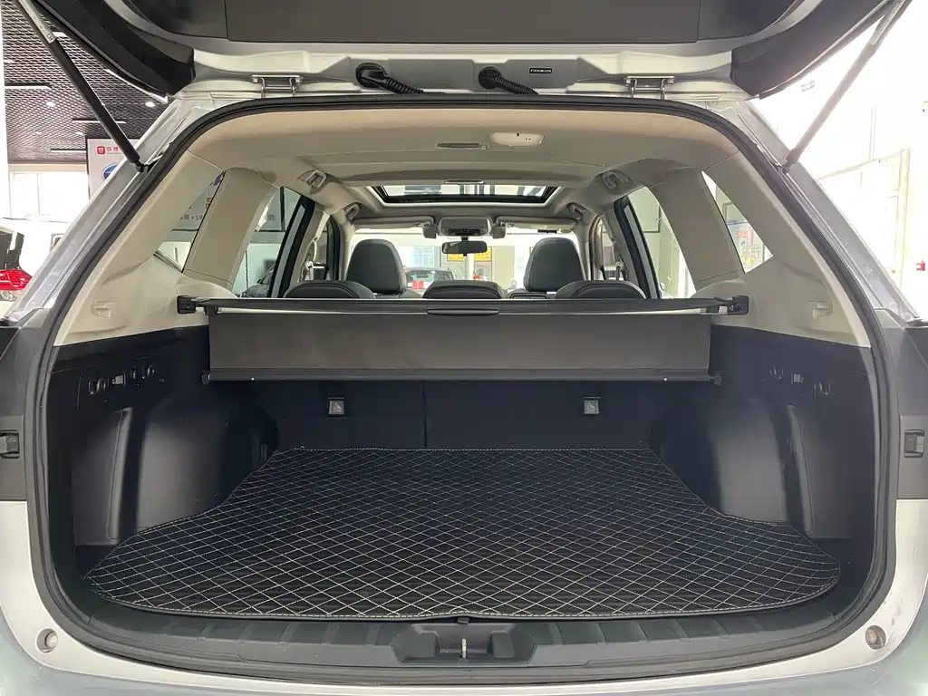 Subaru Forester 2021 — фото 20