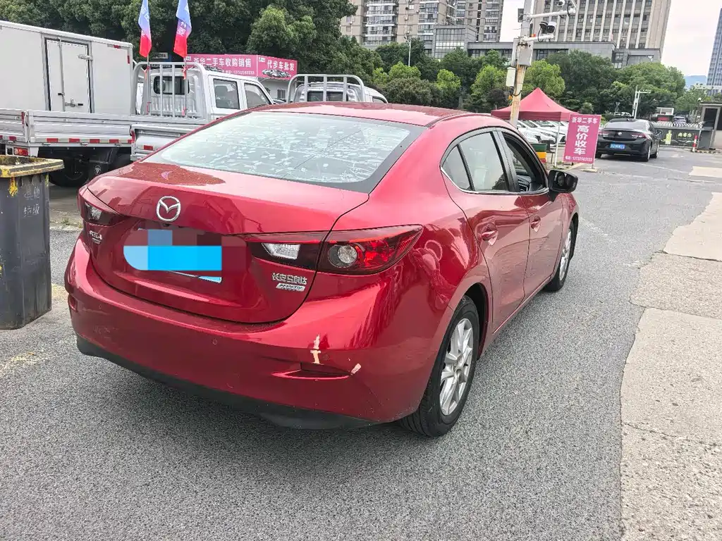 Mazda 3 Axela 2016 — фото 3