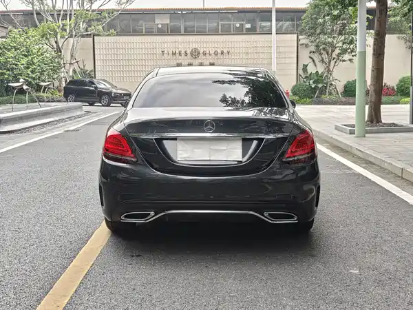 Mercedes-Benz C-Class 2021