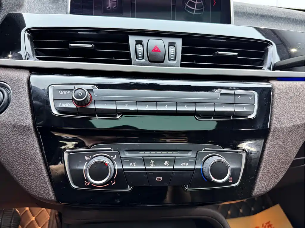 BMW X1 2020 — фото 15