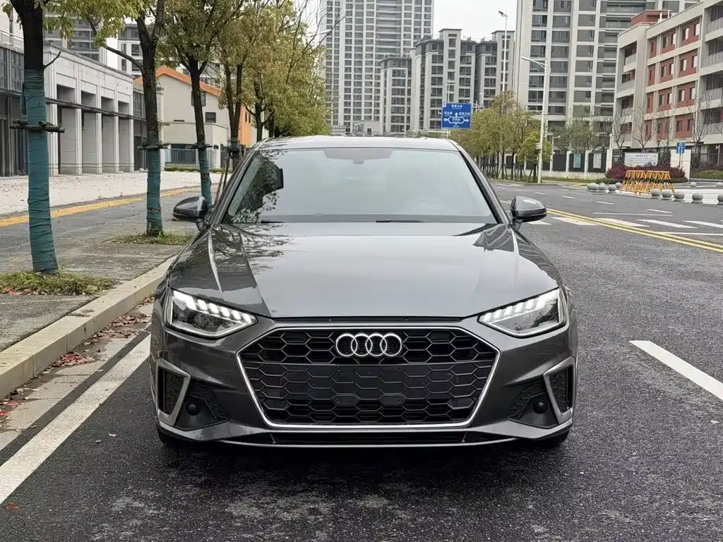Audi A4L 2023 — фото 2