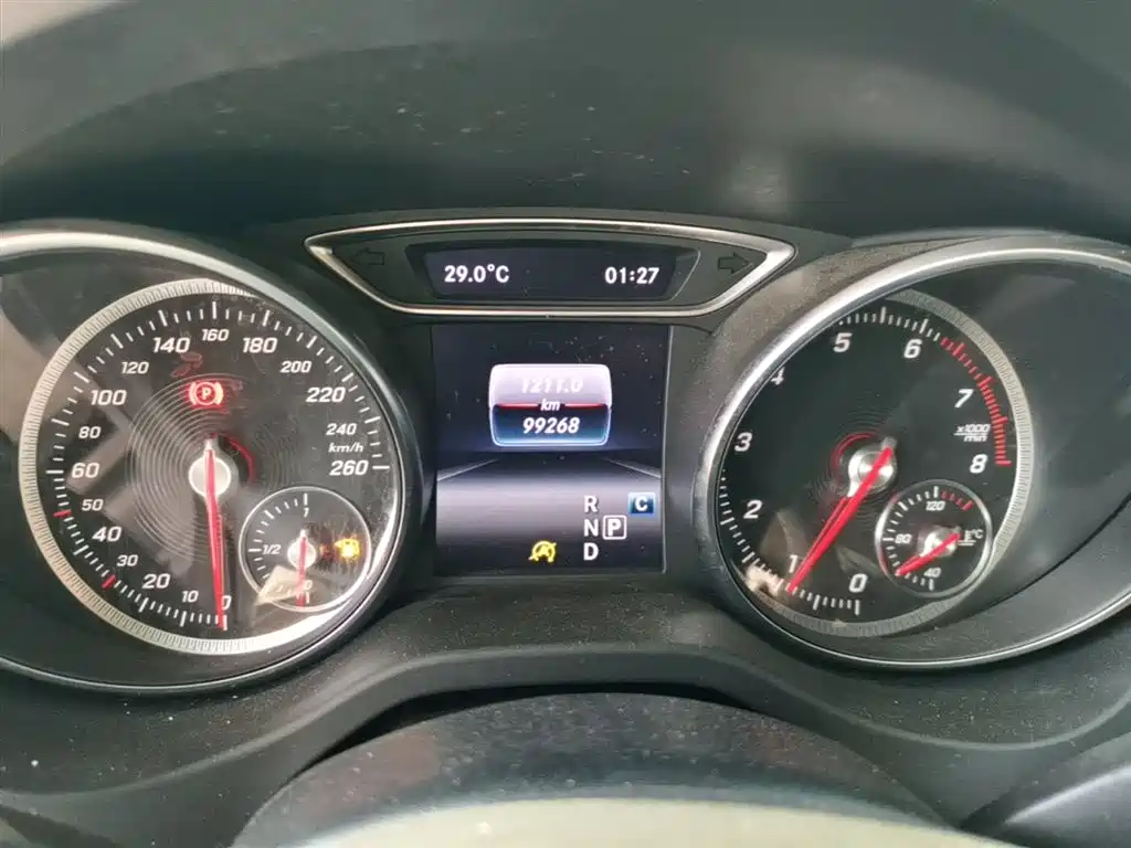 Mercedes-Benz CLA 2018 — фото 12