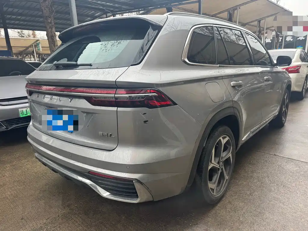 Geely Xingyue L 2022 — фото 11
