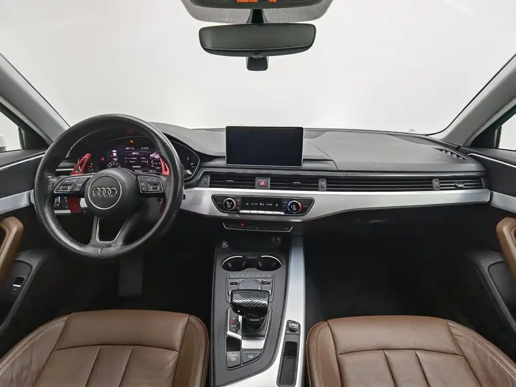Audi A4L 2019