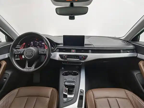 Audi A4L 2019