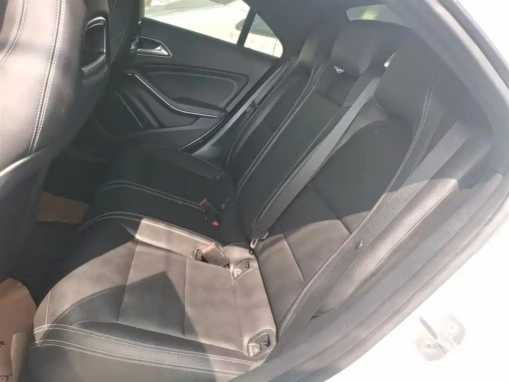 Mercedes-Benz CLA 2018 — фото 17