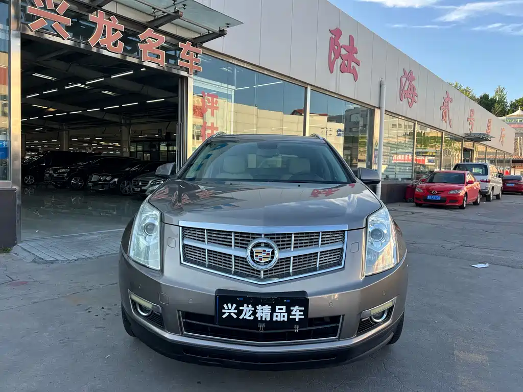 Cadillac SRX 2012 — фото 2