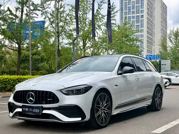 Mercedes-Benz C-Class AMG 2025