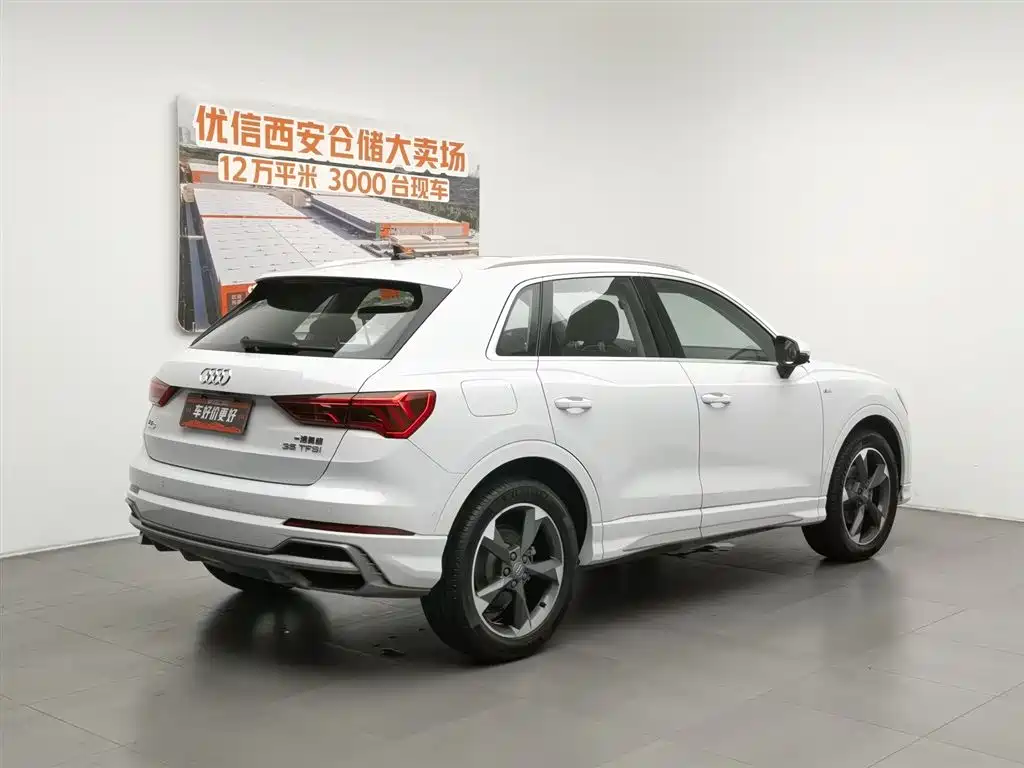 Audi Q3 2020 — фото 2