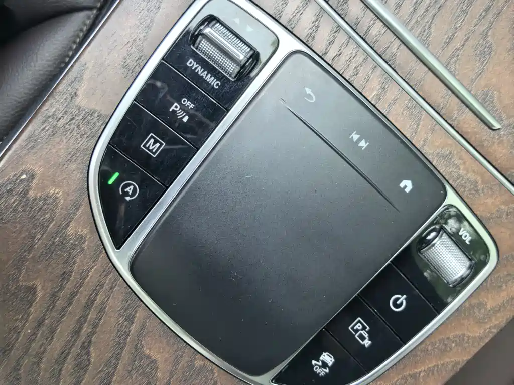 Mercedes-Benz GLC 2022 — фото 17