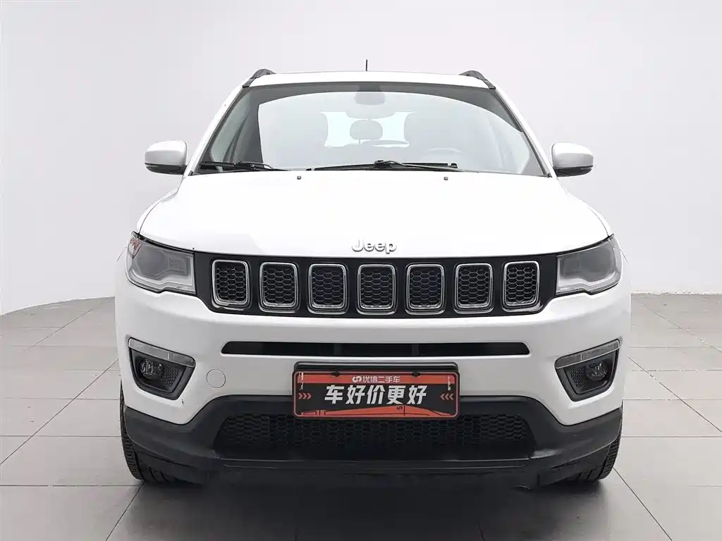 Jeep Compass 2018 — фото 3