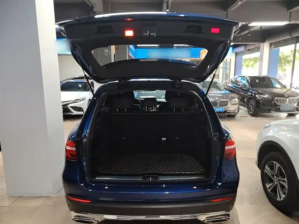 Mercedes-Benz GLC 2016 — фото 19