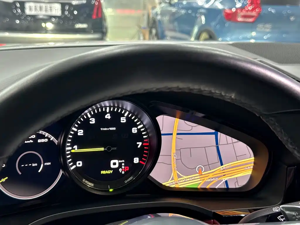 Porsche Cayenne New Energy 2019 — фото 26