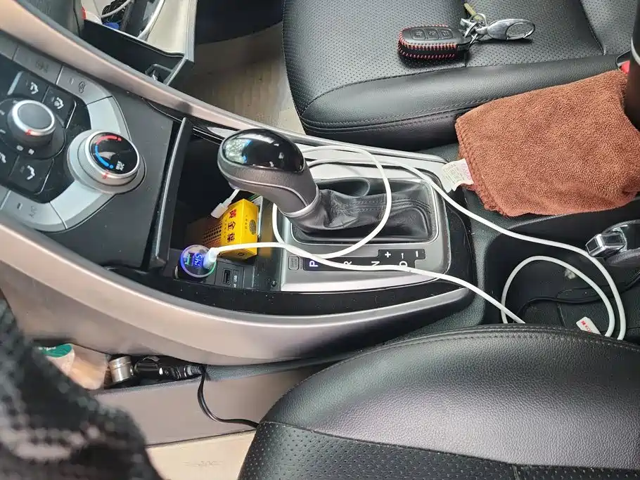 Hyundai Elantra Langdong 2016 — фото 16