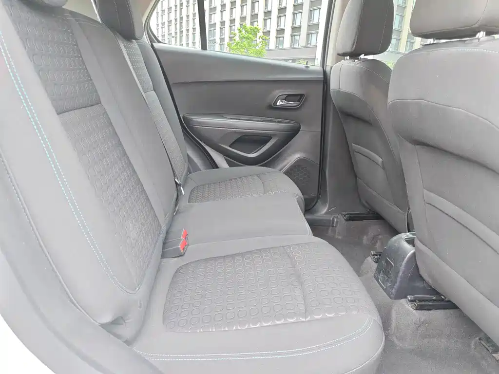 Chevrolet Trax 2014 — фото 11