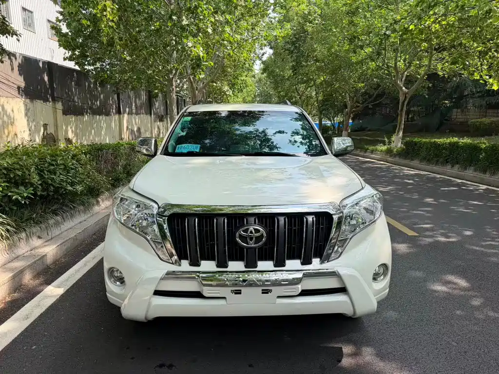 Toyota Prado 2016 — фото 2