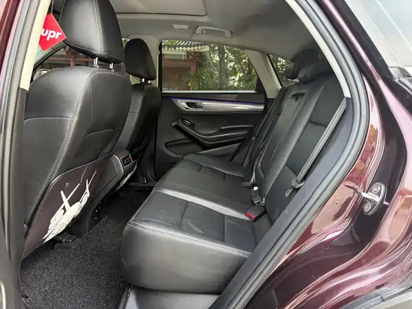 Zotye SR7 2018