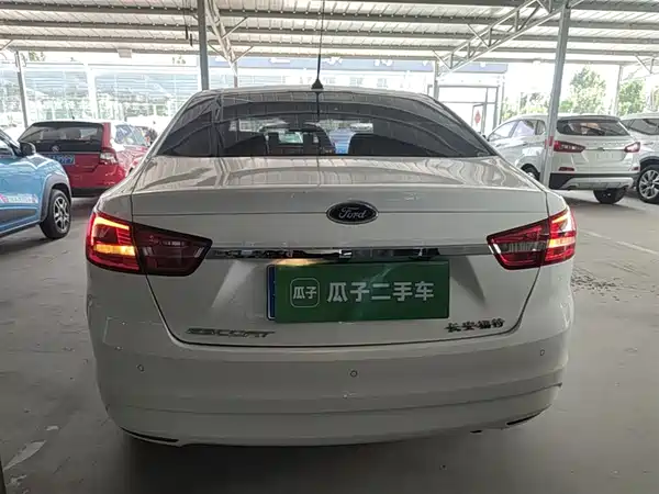 Ford Escort 2017