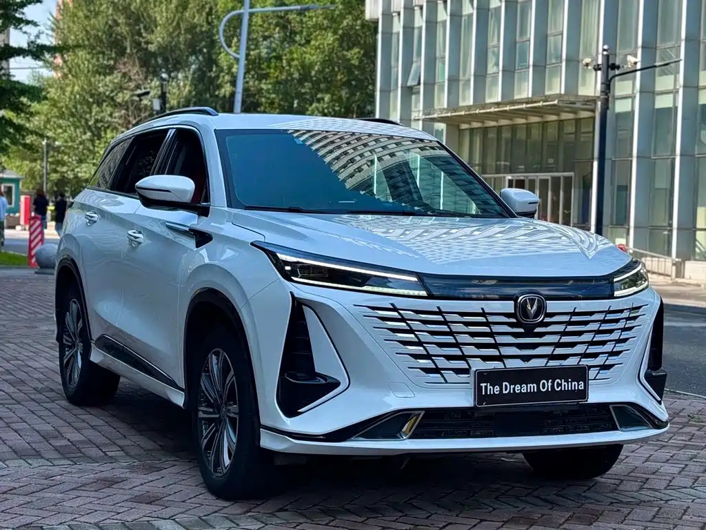 Changan CS75 PLUS 2023 — фото 3