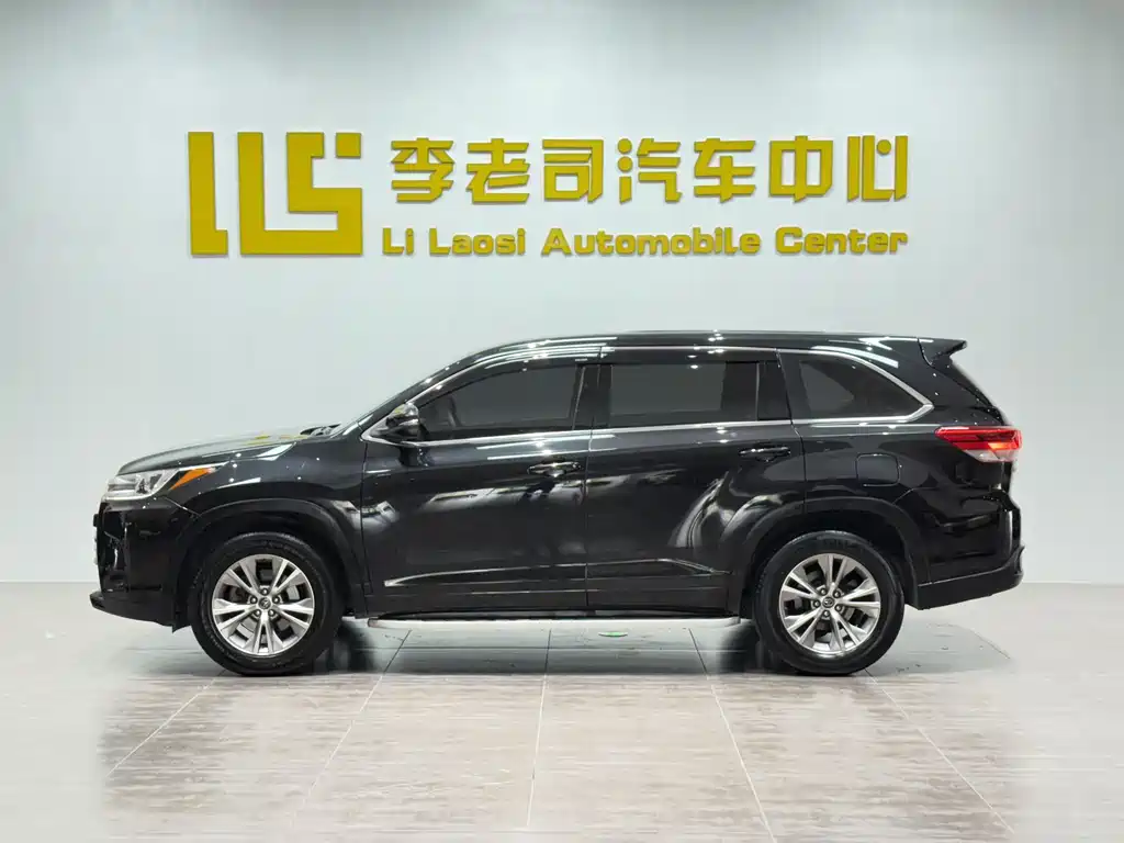 Toyota Highlander 2020 — фото 2