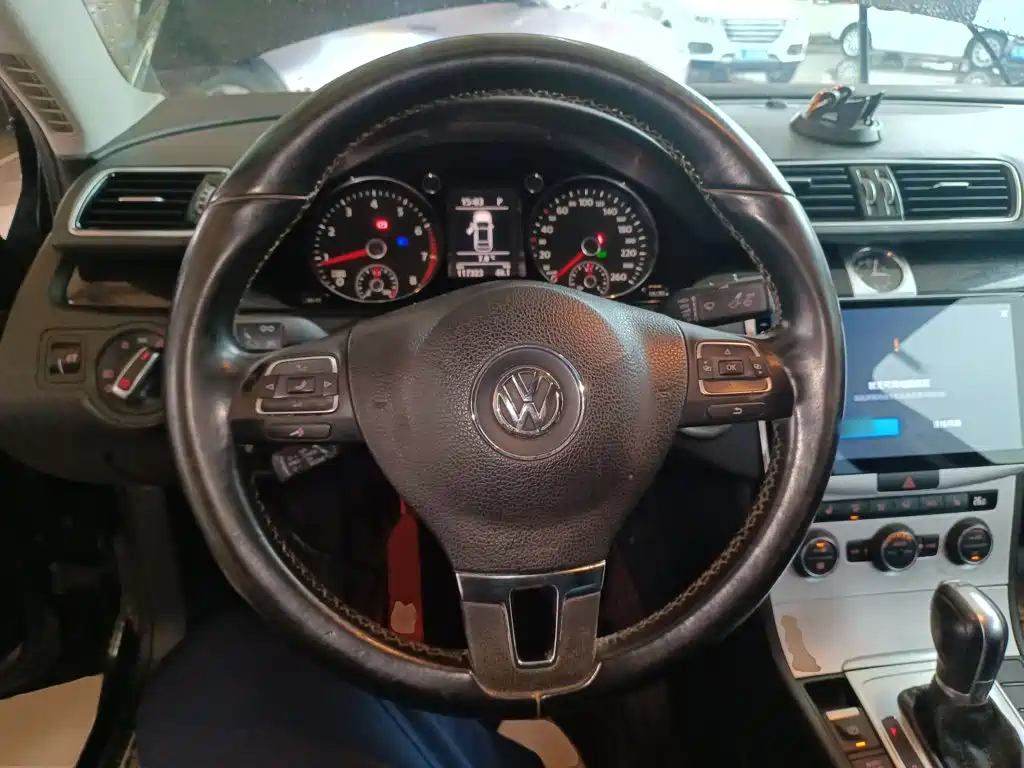 Volkswagen Magotan 2016