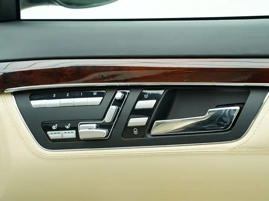 Mercedes-Benz S-Class 2008 — фото 23