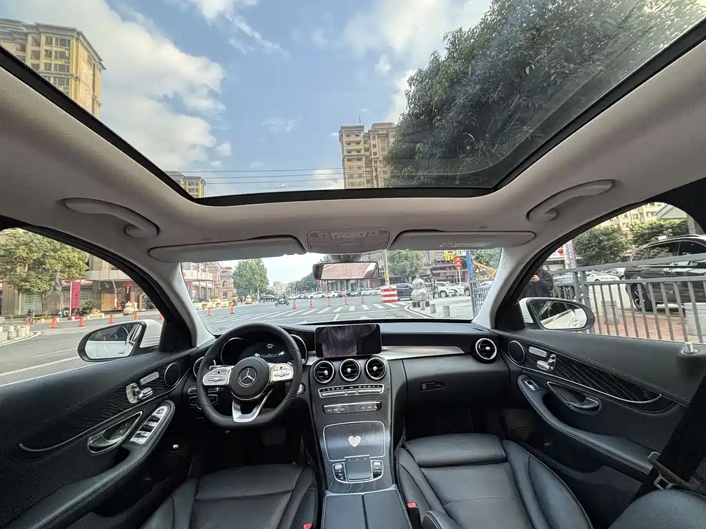 Mercedes-Benz C-Class 2019 — фото 8