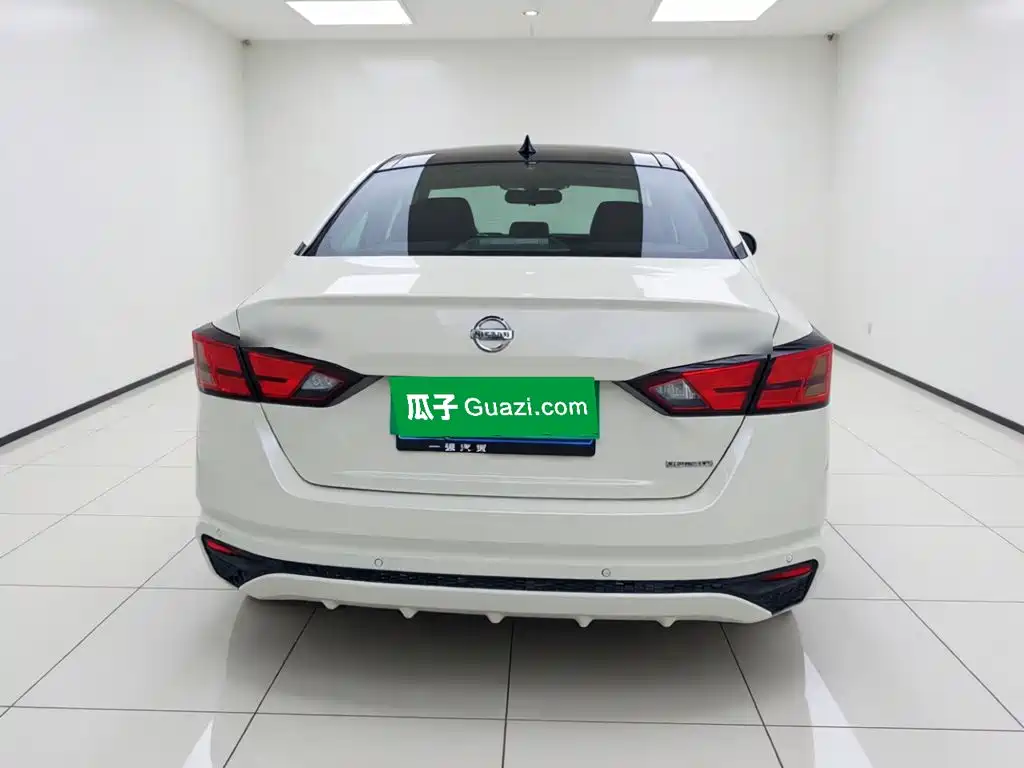 Nissan Teana 2023