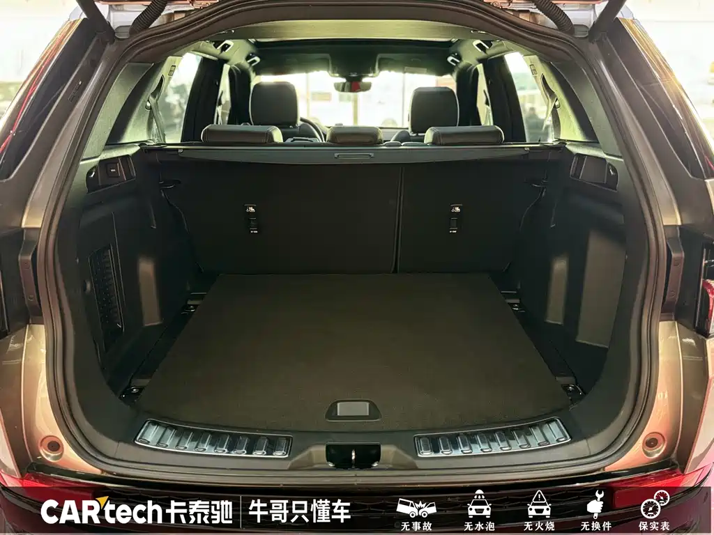 Land Rover Discovery Sport 2022 — фото 22