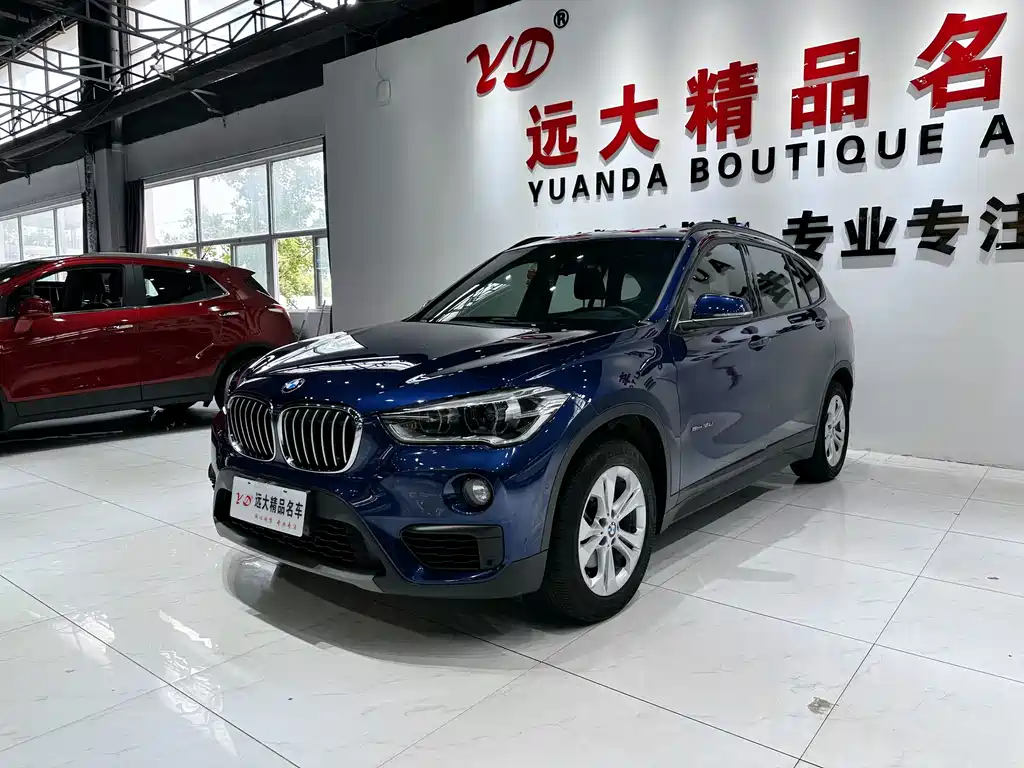 BMW X1 2017 — фото 1