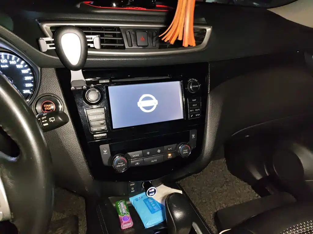 Nissan X-Trail 2014 — фото 10