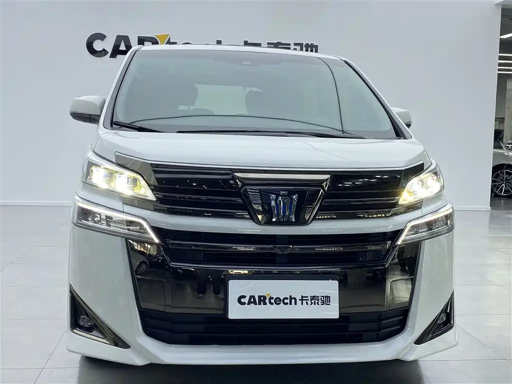 Toyota Vellfire 2023 — фото 33
