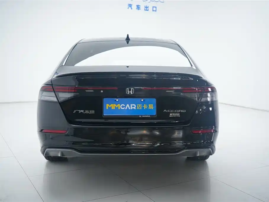 Honda Accord 2024 — фото 16