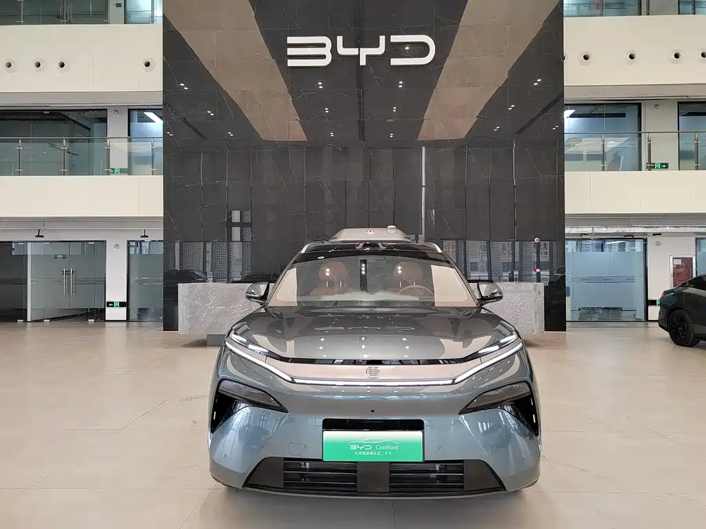 BYD Tang L 2026 — фото 2