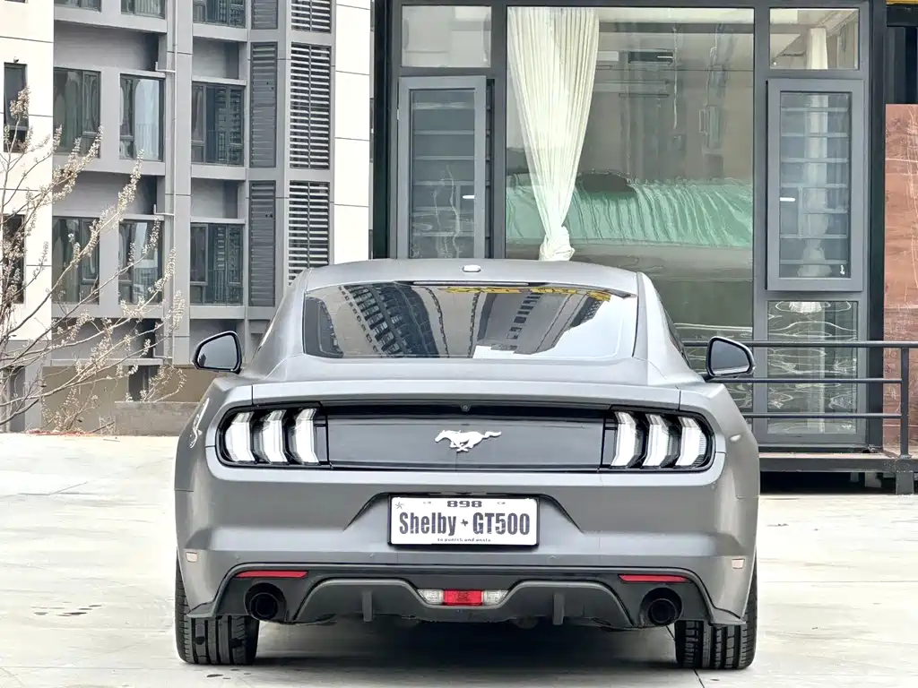 Ford Mustang 2017 — фото 8