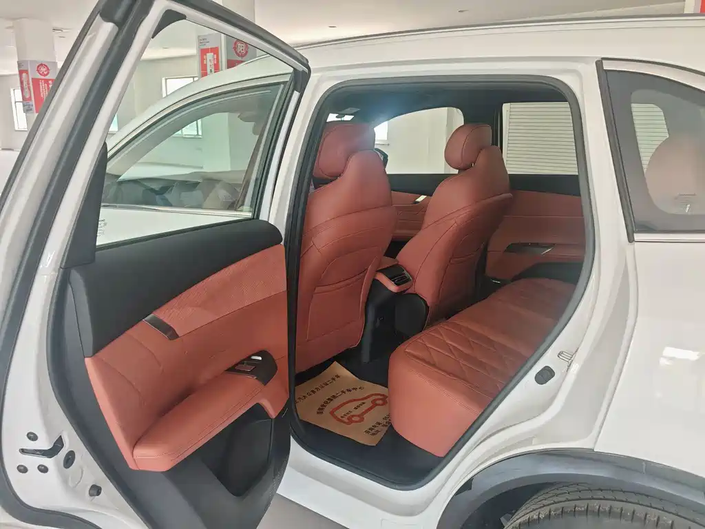 Changan CS75 PLUS 2025 — фото 11