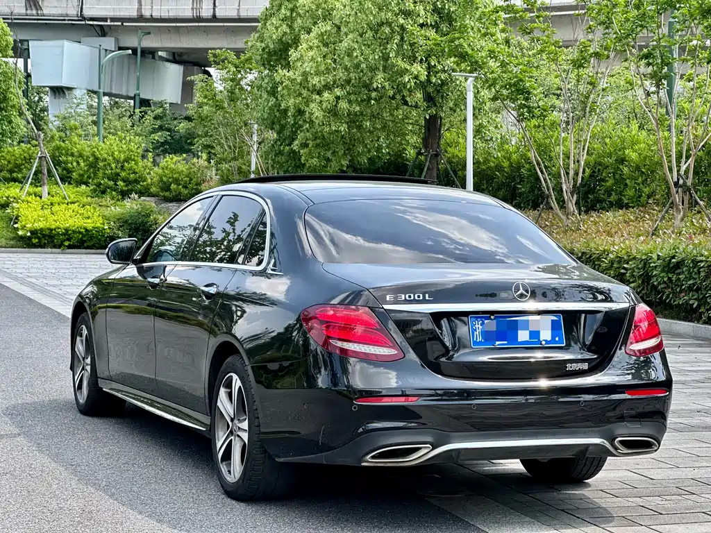 Mercedes-Benz E-Class 2020 — фото 4