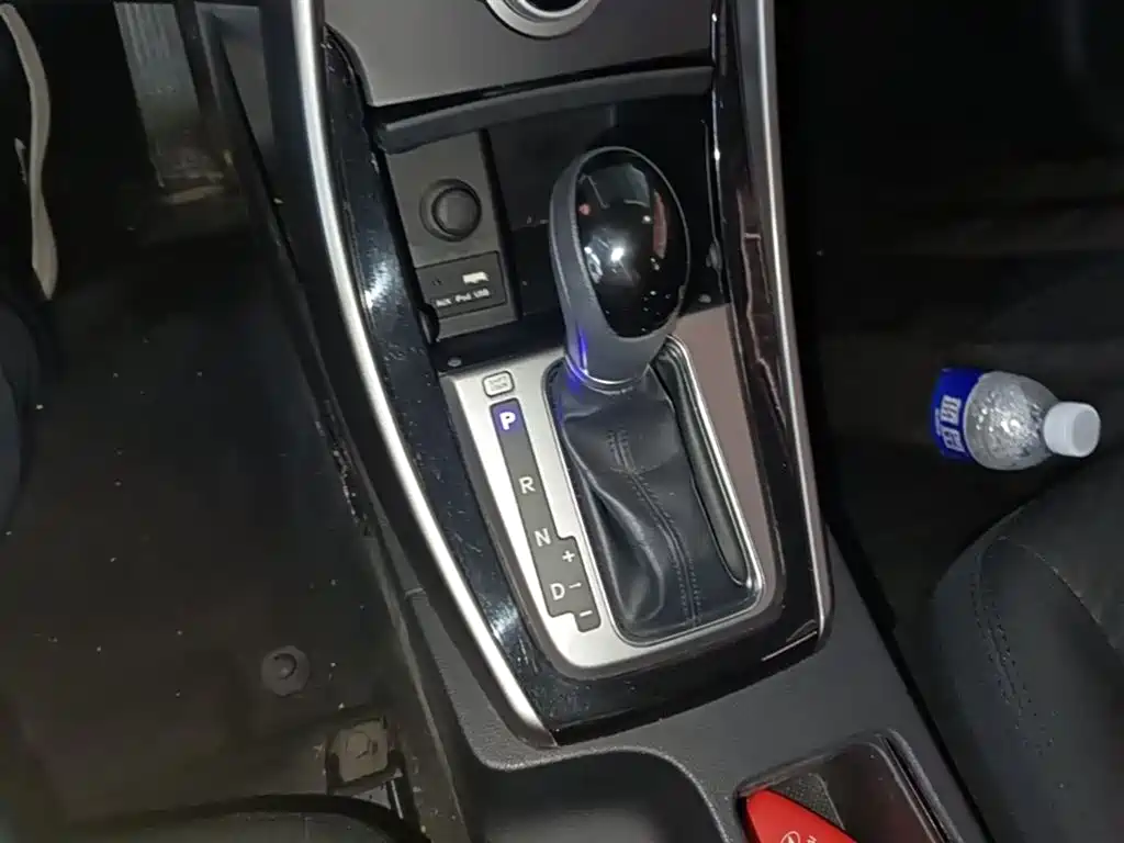 Hyundai Elantra Langdong 2018 — фото 14