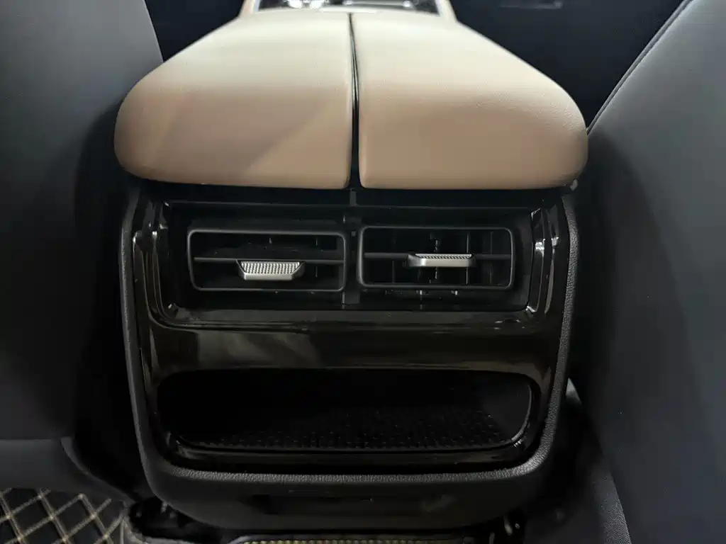 Chery Tiggo 8L 2025 — фото 20