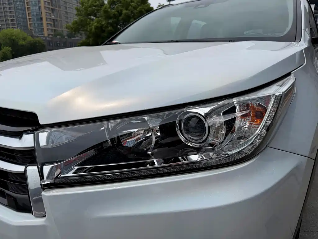 Toyota Highlander 2020 — фото 10