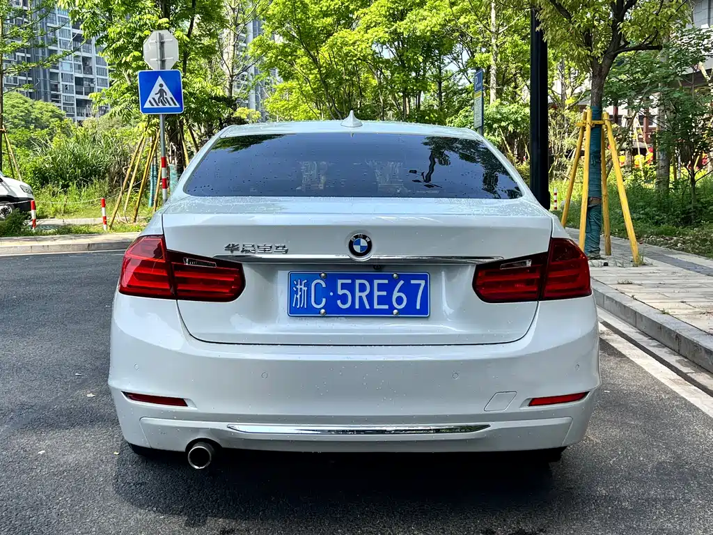 BMW 3 Series 2015 — фото 6