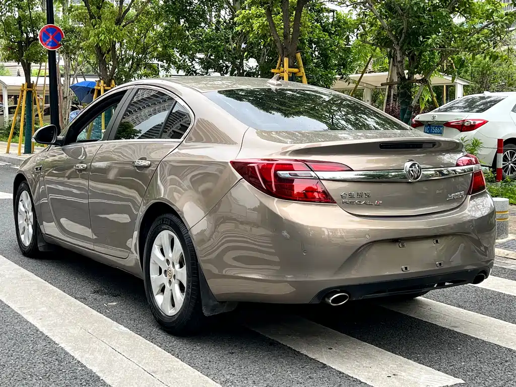 Buick Regal 2015 — фото 7