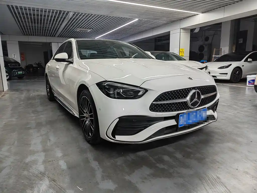 Mercedes-Benz C-Class 2023 — фото 3