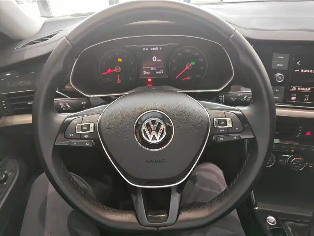 Volkswagen Passat 2020 — фото 9