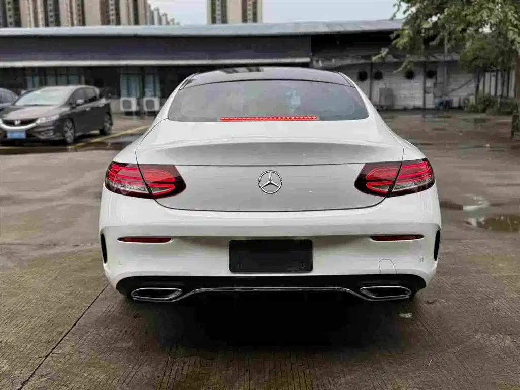 Mercedes-Benz C-Class 2020