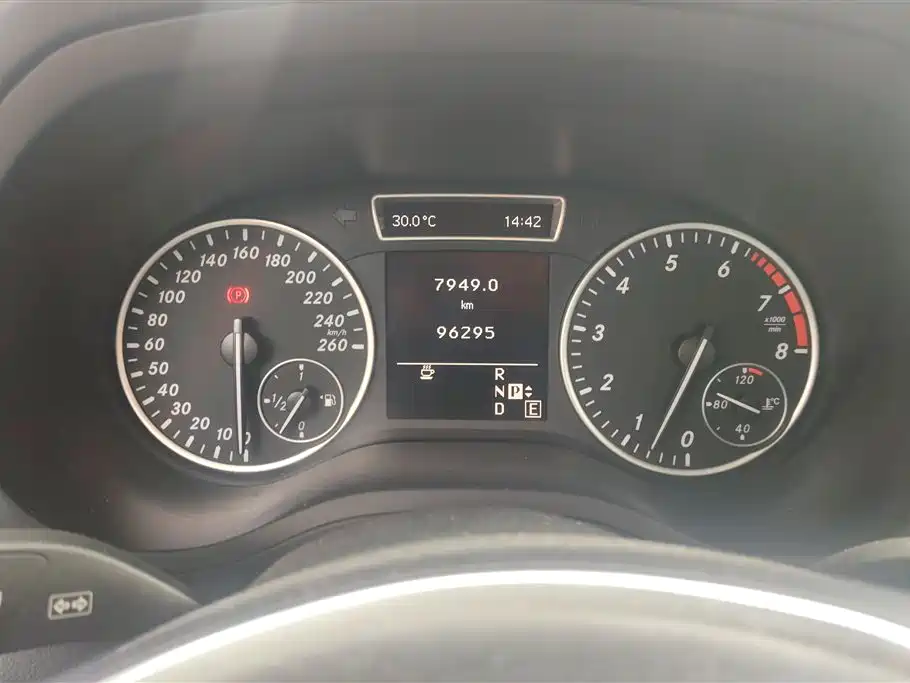 Mercedes-Benz B-Class 2013 — фото 14