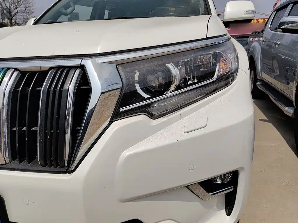 Toyota Prado 2020 — фото 18