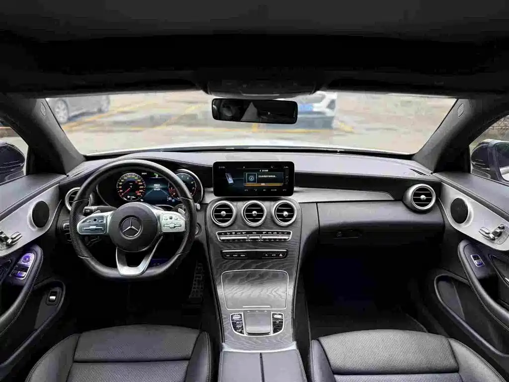 Mercedes-Benz C-Class 2020